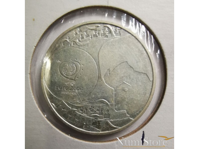 8 Euros 2004